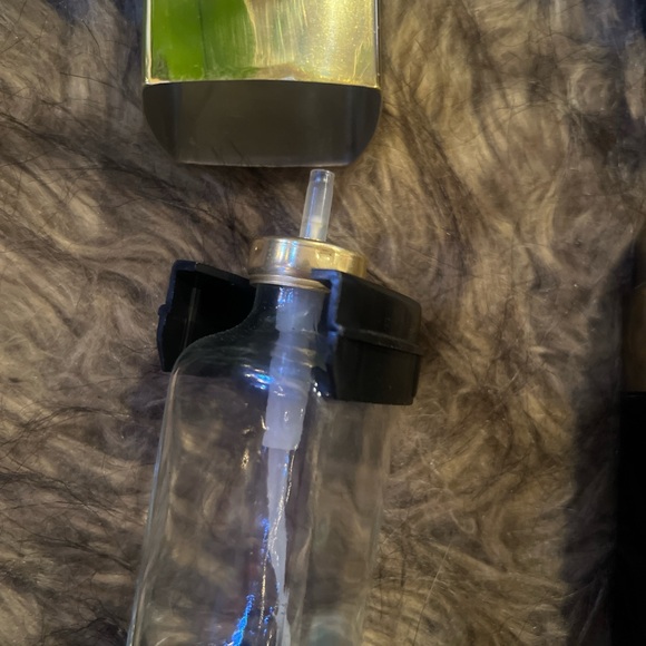 Chanel vintage Black and Gold cologne bottles - Picture 7 of 7